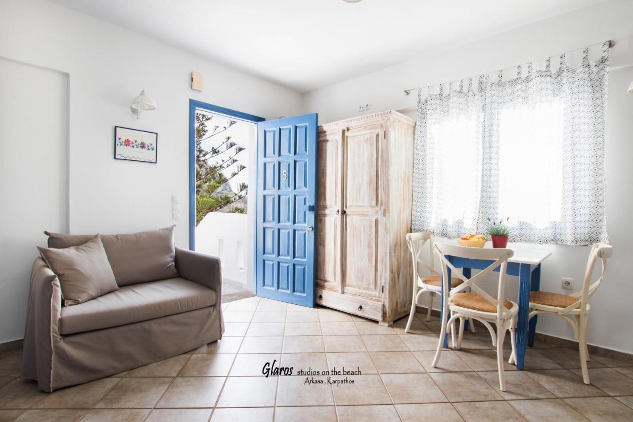 Appartamento Glaros Luxury Studio On The Beach Arkasa Esterno foto