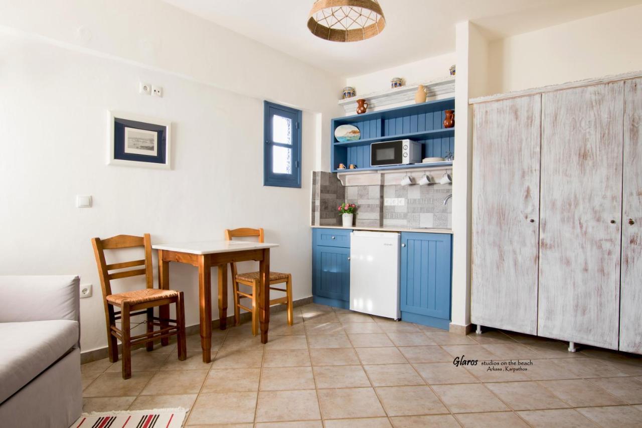 Appartamento Glaros Luxury Studio On The Beach Arkasa Esterno foto