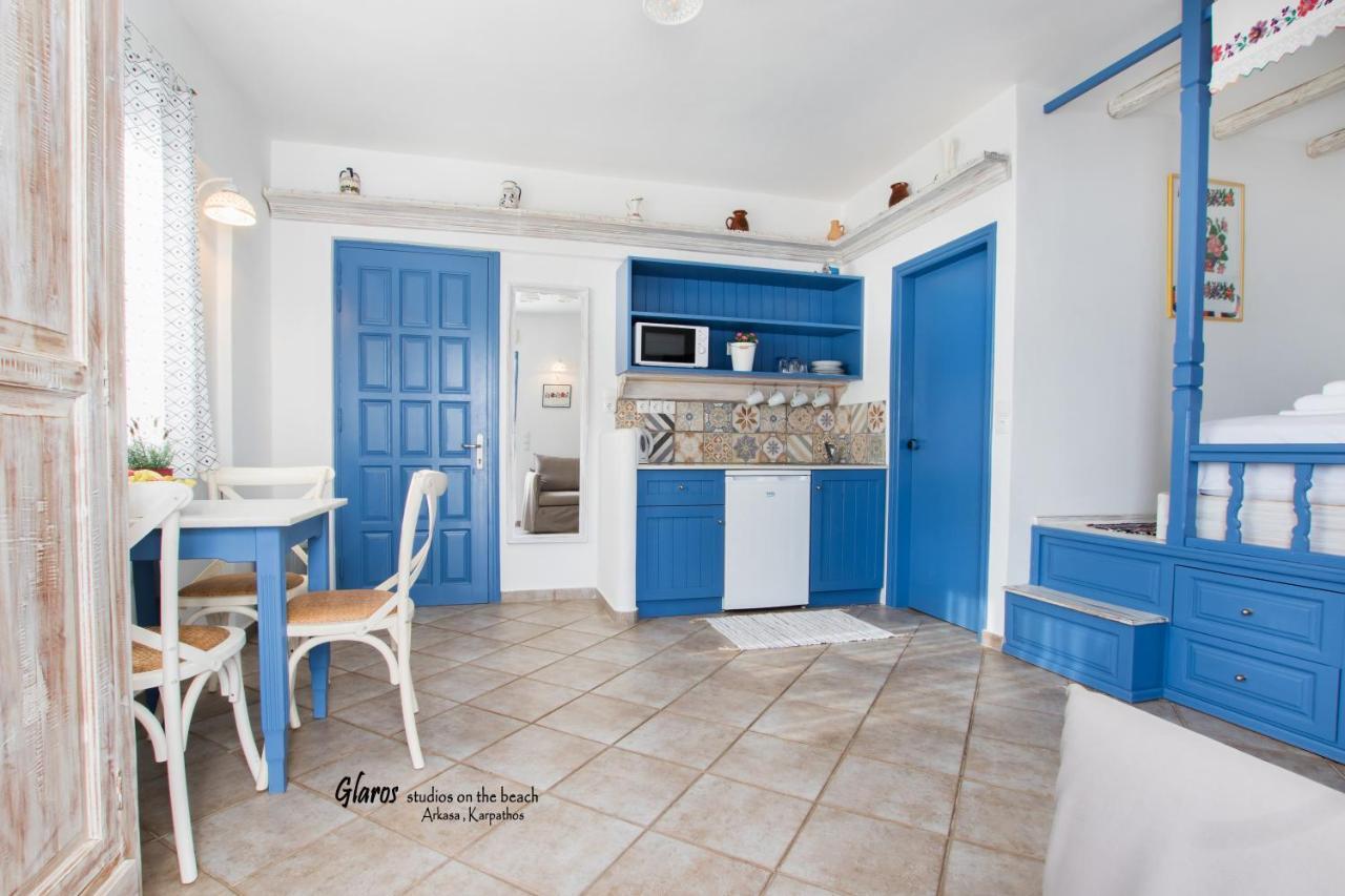 Appartamento Glaros Luxury Studio On The Beach Arkasa Esterno foto