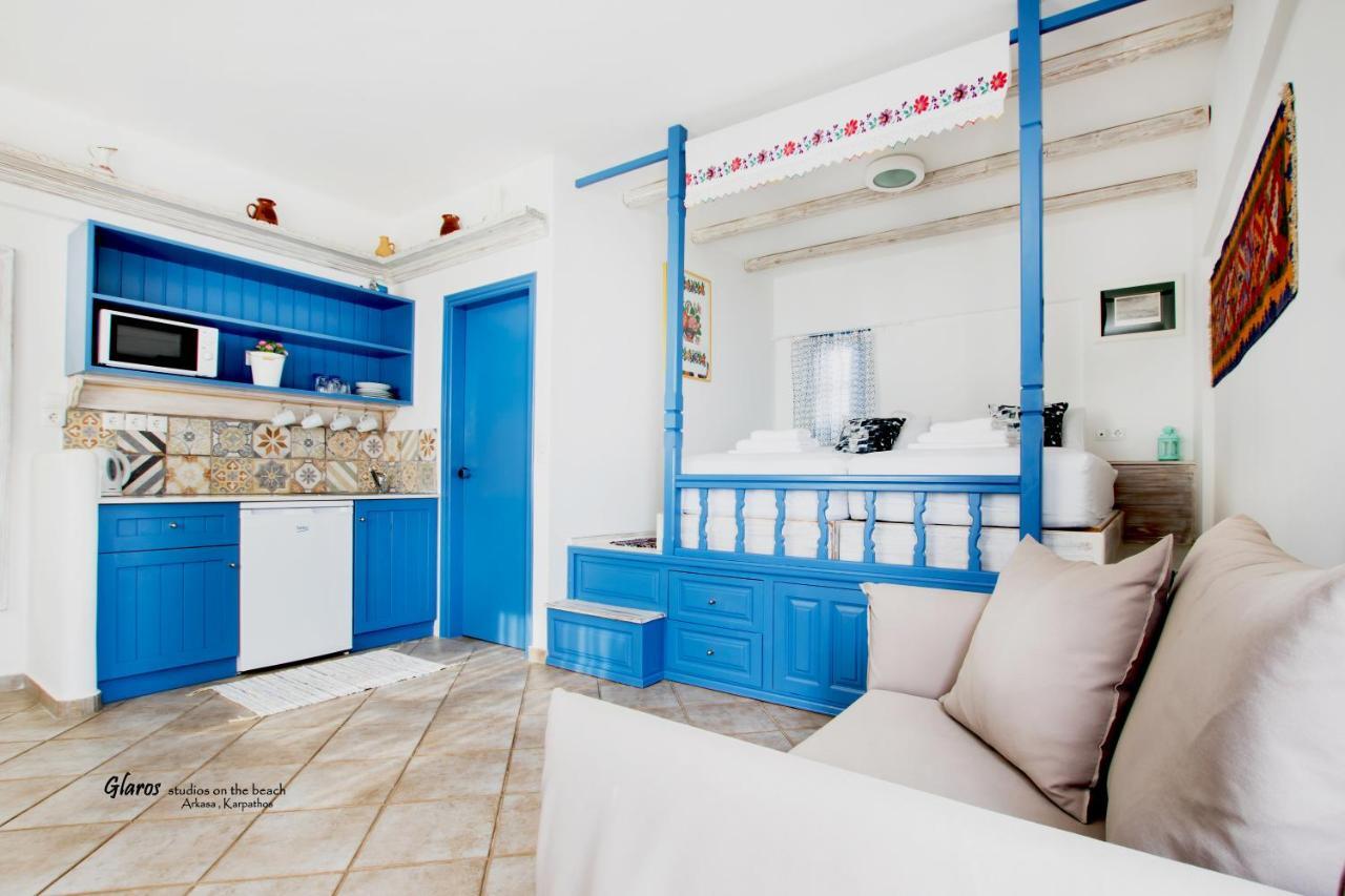 Appartamento Glaros Luxury Studio On The Beach Arkasa Esterno foto
